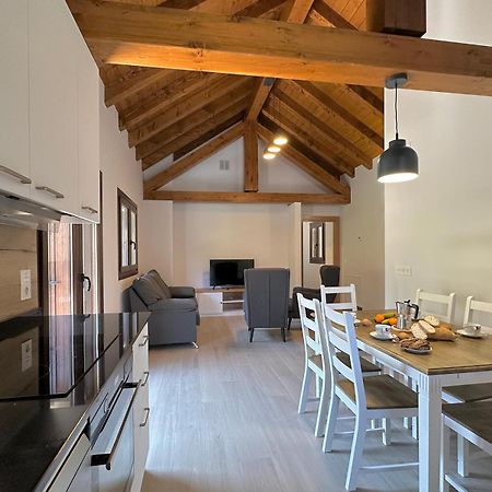 Apartamentos Rurales Ainariak Burgui Exteriör bild